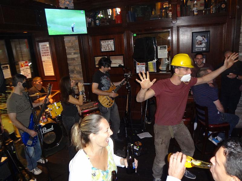 27sept136.jpg - There's an outbreak...of fun! - Jack Doyle's, NYC